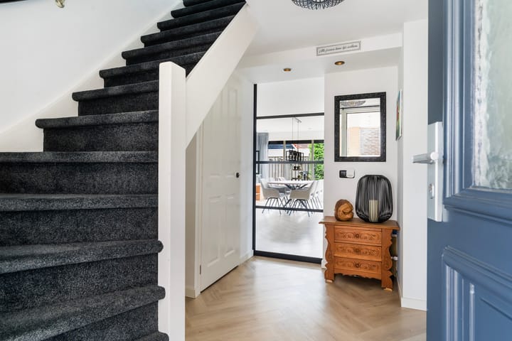 Vrijstaande woning te koop: Gerben van Tuinenstraat 45, St.-Jacobiparochie