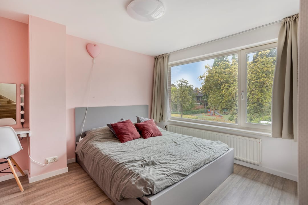 Photo 16 of Azurietstraat 26