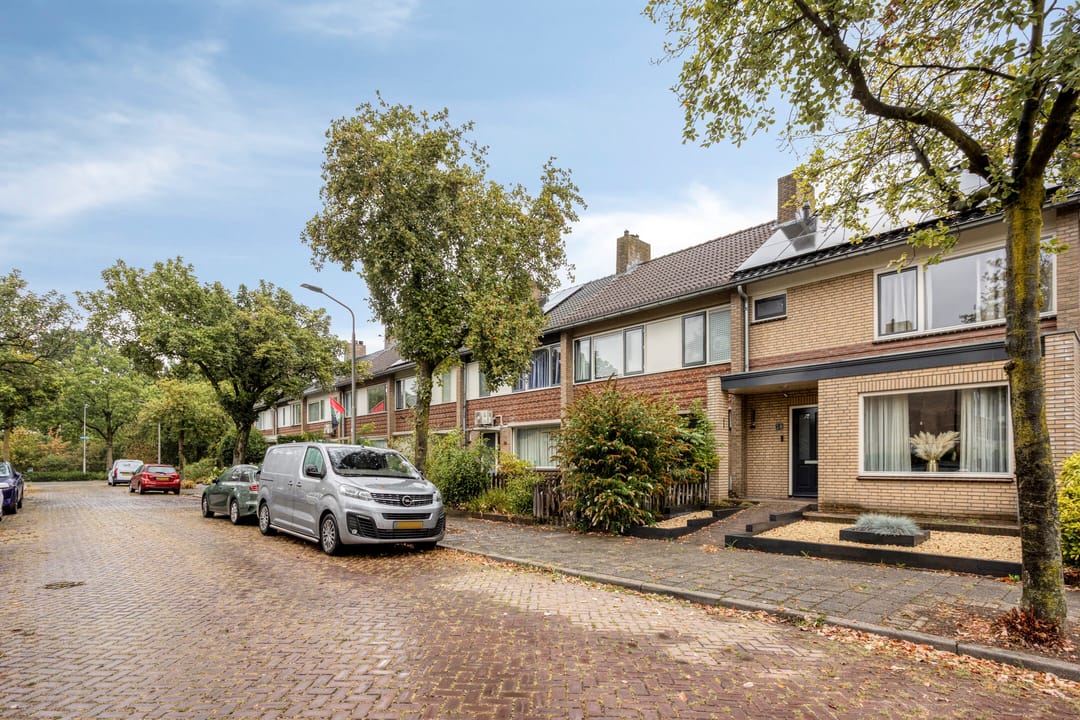 Photo 2 of Azurietstraat 26