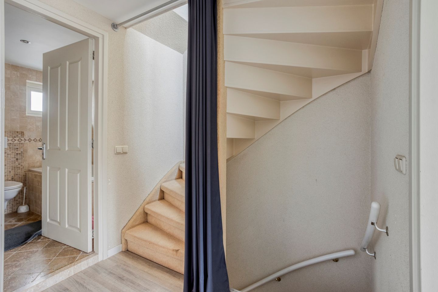 Photo 10 of Azurietstraat 26