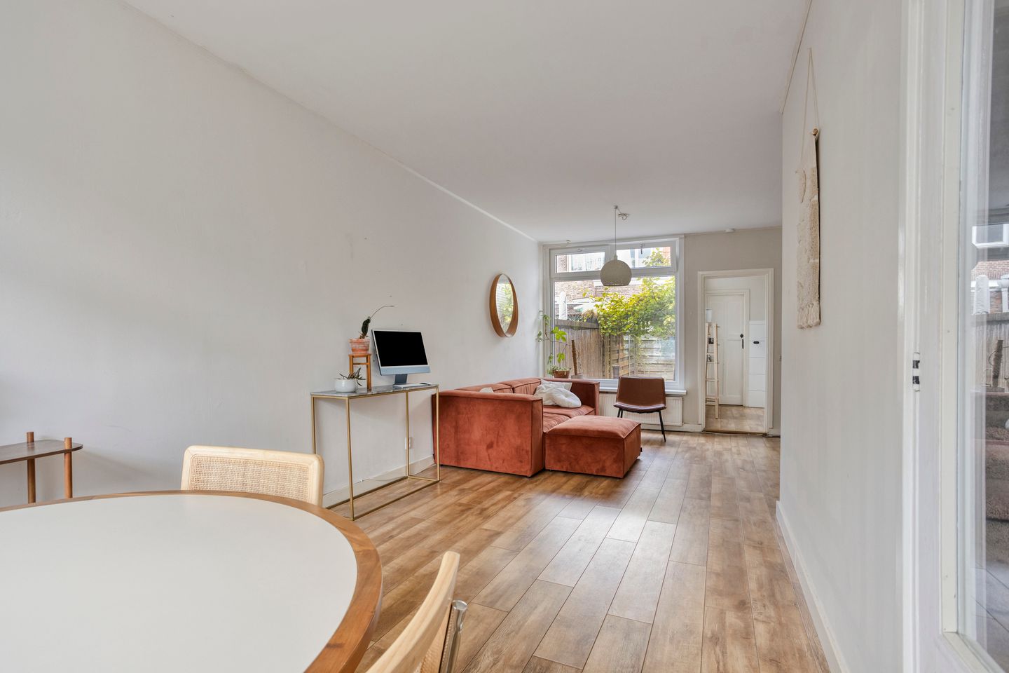 Photo 5 of Huygensstraat 55