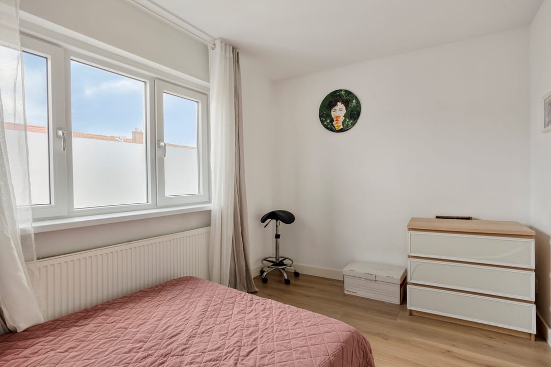 Photo 16 of Huygensstraat 55