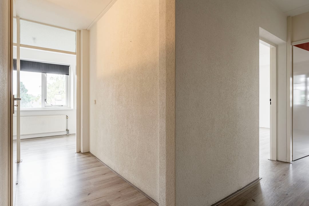 Photo 11 of Leeghwaterstraat 26