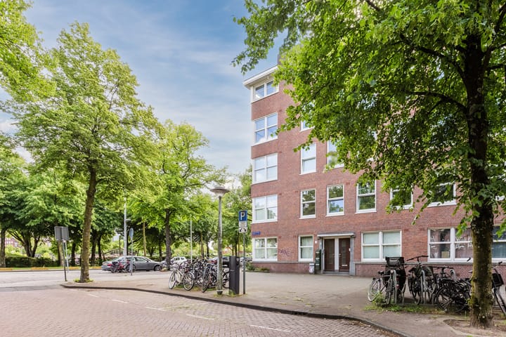 Photo 2 of Jasper Leijnsenstraat 3-2