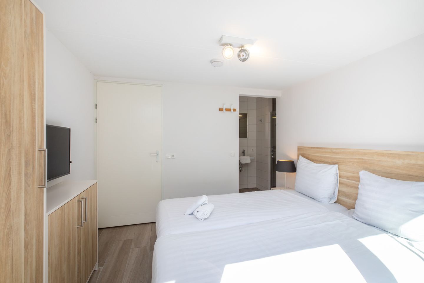 Photo 20 of John O. Forfarstraat 42