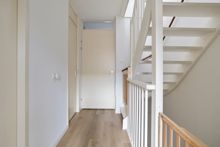 Tussenwoning te koop: Blokvucht 11, Breda