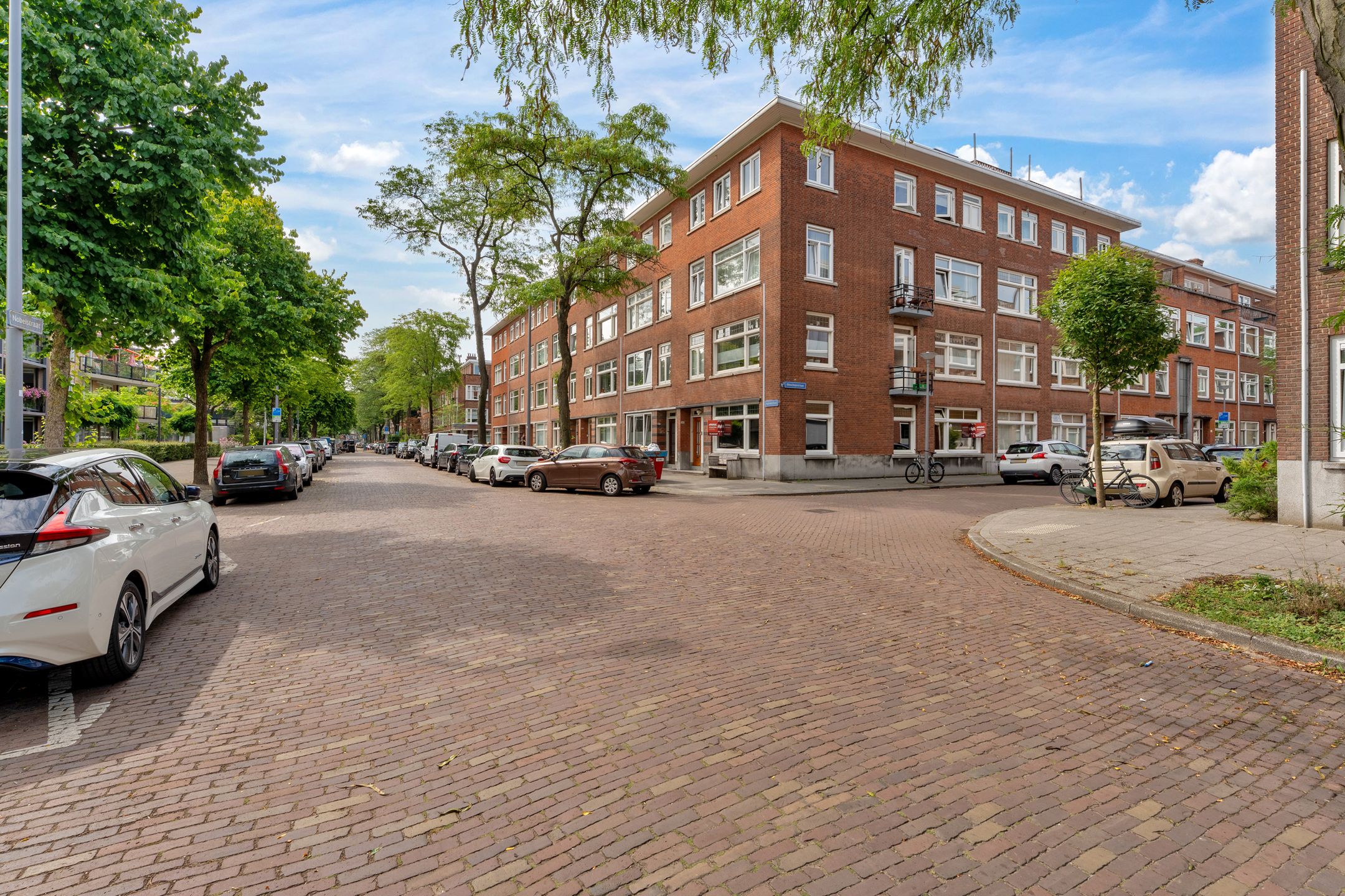Foto 33 van Bisschopstraat 38-B