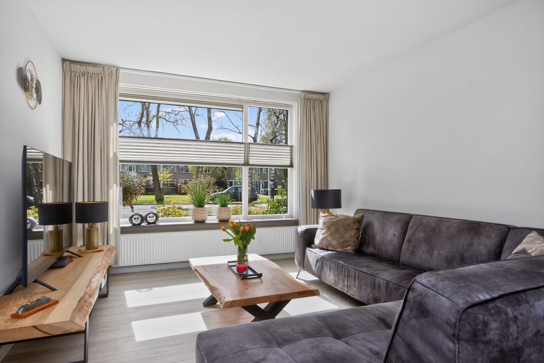 Photo 11 of Johanna van Burenstraat 14