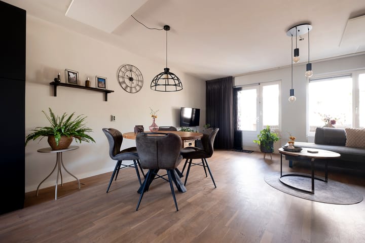 Tussenwoning te koop: Prins mauritsplein 46, Hoogeveen