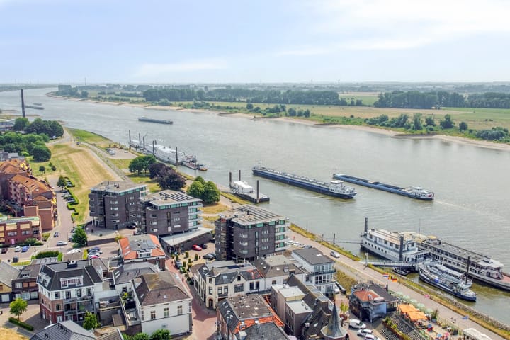 Appartement te koop: Rijnstraat 1-65, Tolkamer