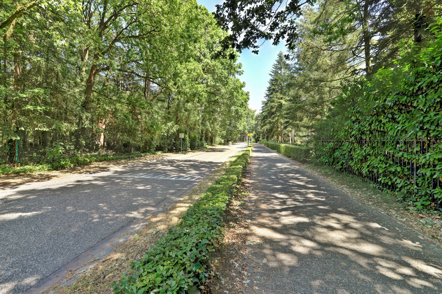 Photo 65 of D'n Grote Aard 15