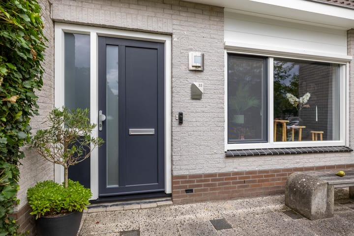 Tussenwoning te koop: van Andlastate 33, Leeuwarden
