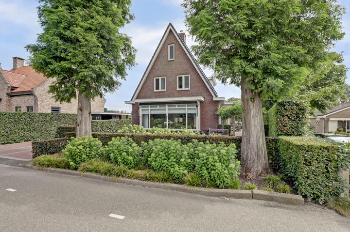 Vrijstaande woning te koop: Noordeinde 87, Waddinxveen