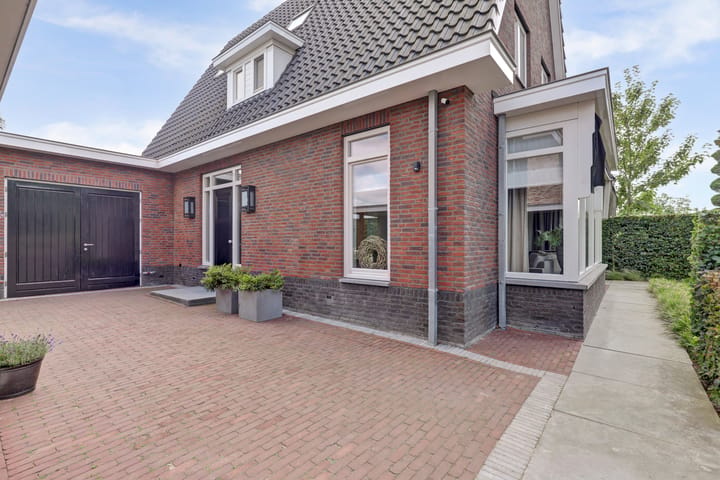 Vrijstaande woning te koop: Noordeinde 87, Waddinxveen