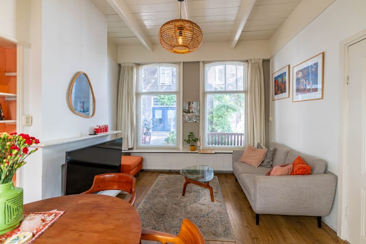 Tussenwoning te koop: Zwarteweg 8, Groningen