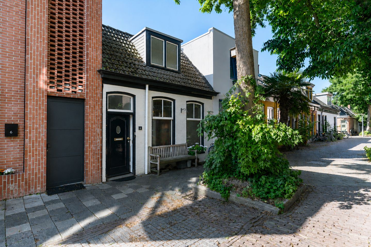 Foto 1 van Zwarteweg 8