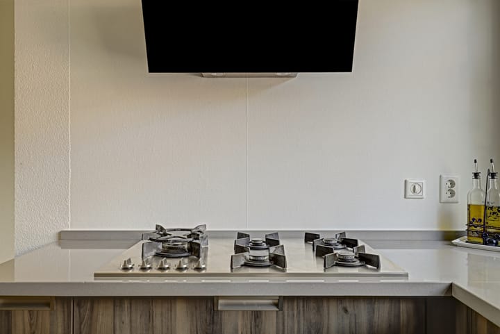 Hoekwoning te koop: Zeldenrustlaan 18, Raamsdonksveer