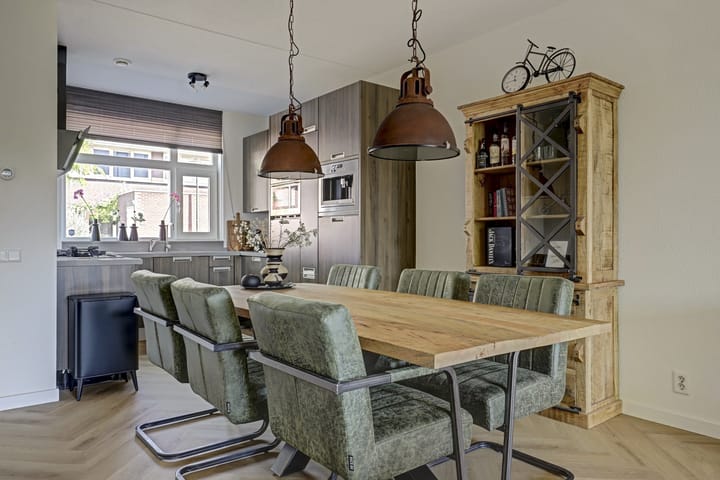 Hoekwoning te koop: Zeldenrustlaan 18, Raamsdonksveer