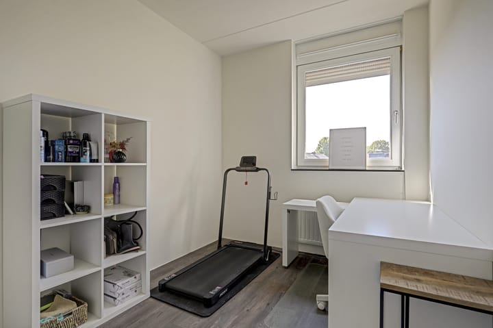 Hoekwoning te koop: Zeldenrustlaan 18, Raamsdonksveer