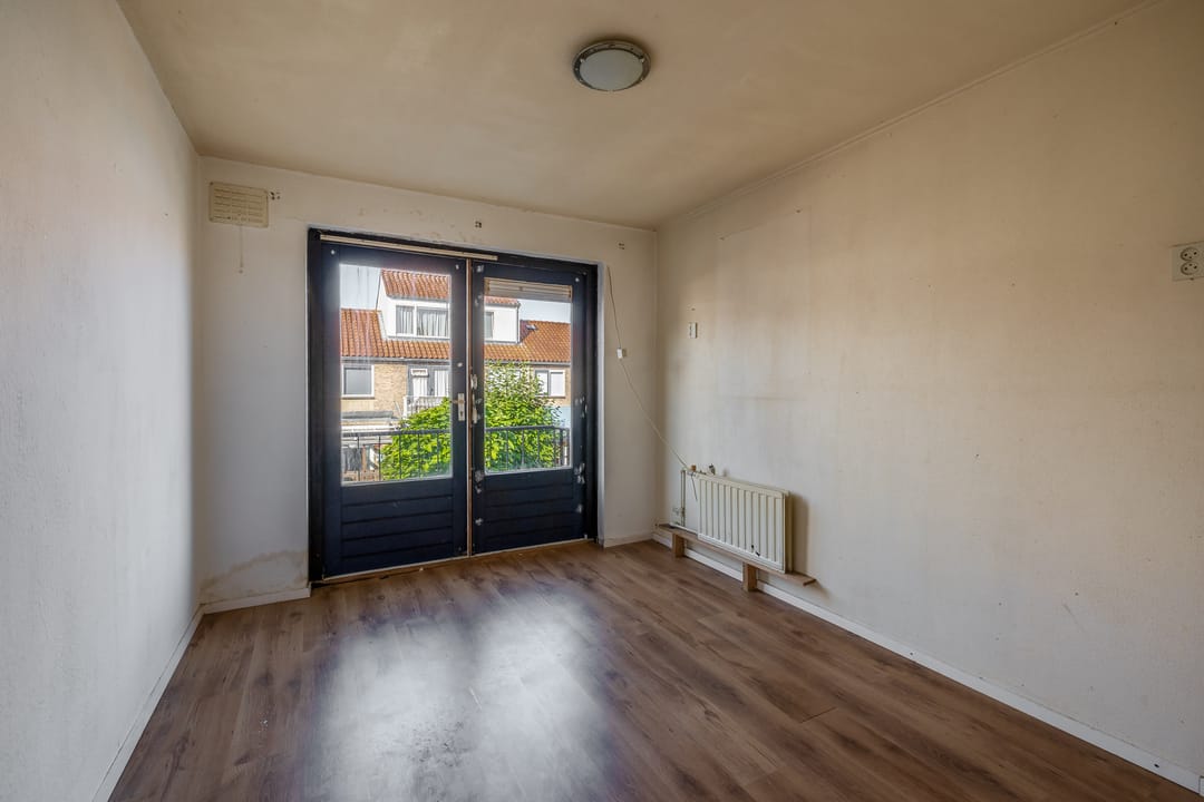 Photo 11 of Elzenstraat 3