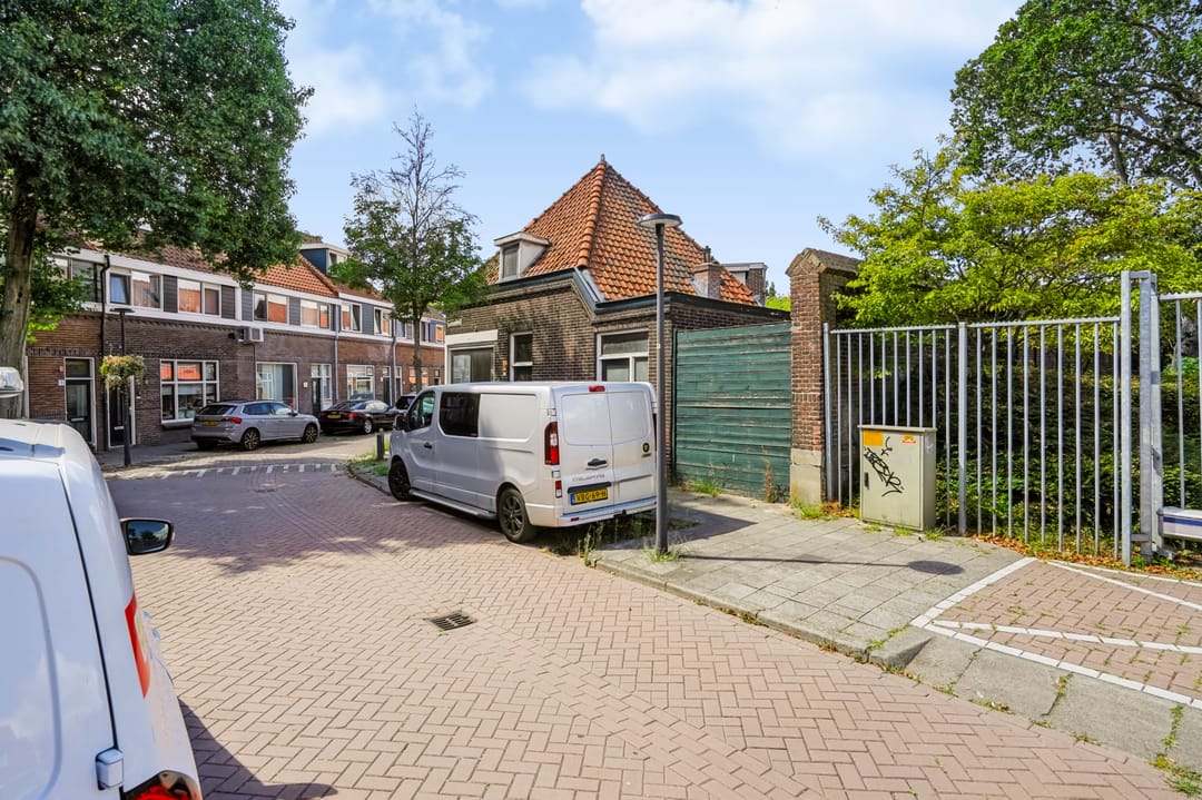 Photo 43 of Markgraaflaan 1