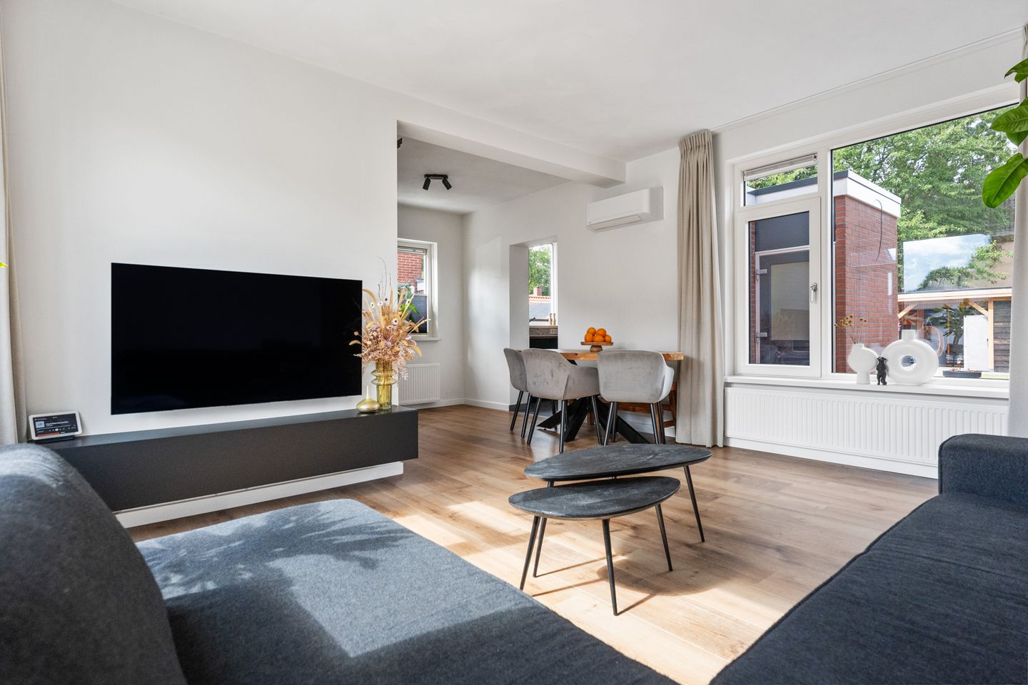 Photo 10 of K. ter Laanstraat 45