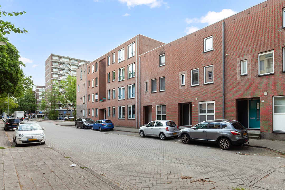 Foto 47 van Burgemeester Honnerlage Gretelaan 31