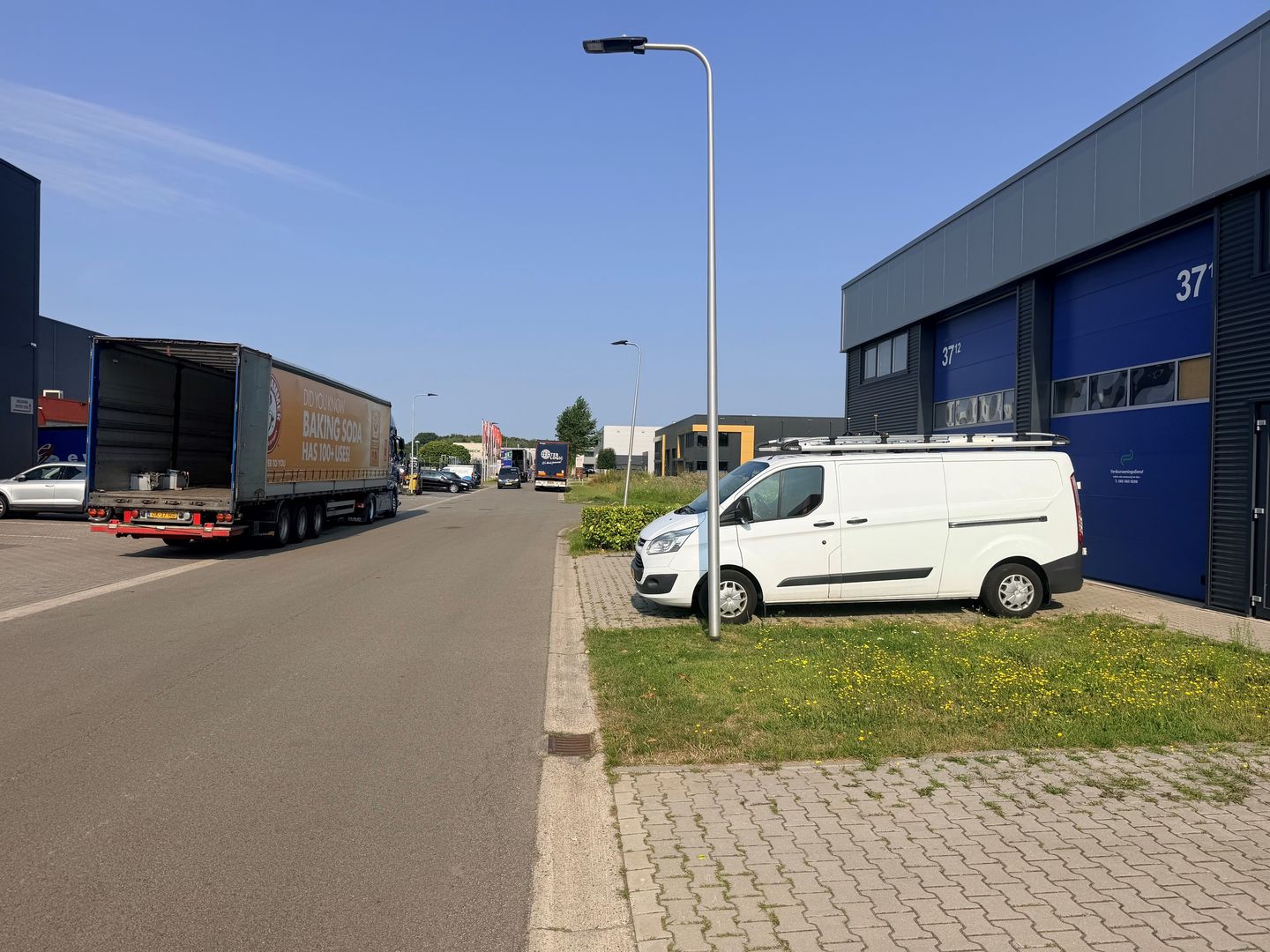 View photo 3 of Jaargetijdenweg 37-1