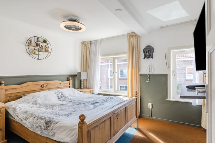 Tussenwoning te koop: Jozef Israëlsstraat 55, Tilburg