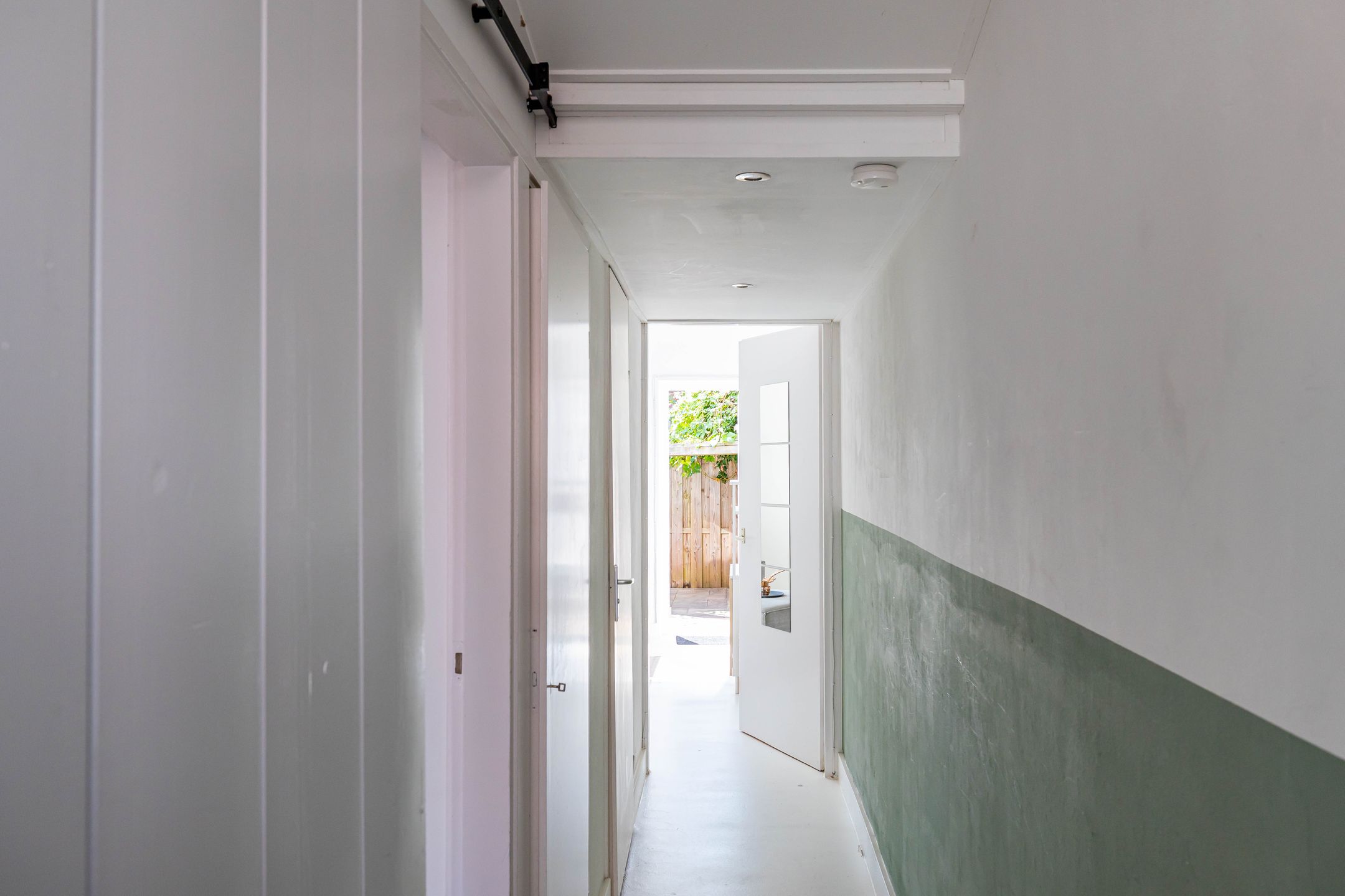Photo 9 of Marwixstraat 33