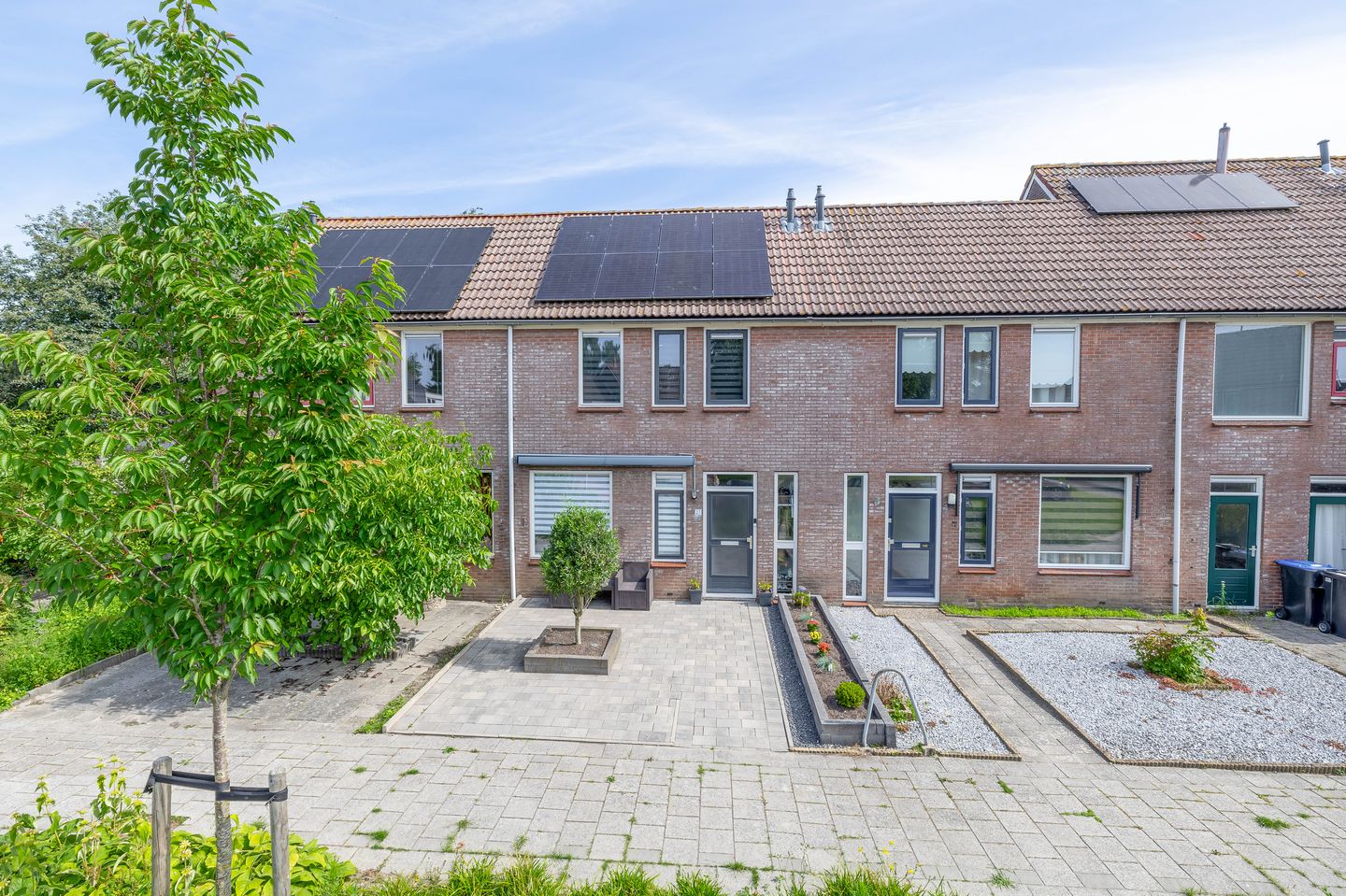 Foto 1 van Pollux 27