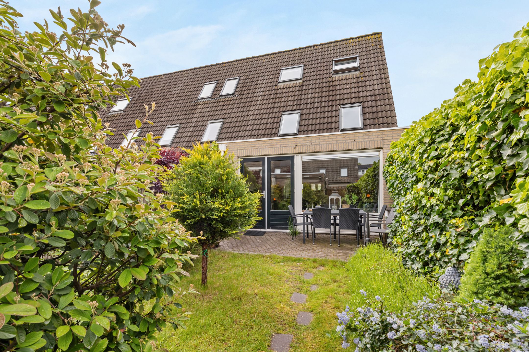 Photo 24 of Truffautstraat 43