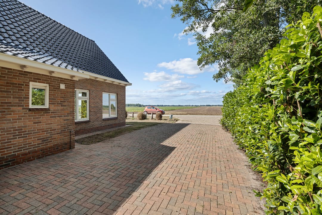 Photo 7 of Dikbroeken 8