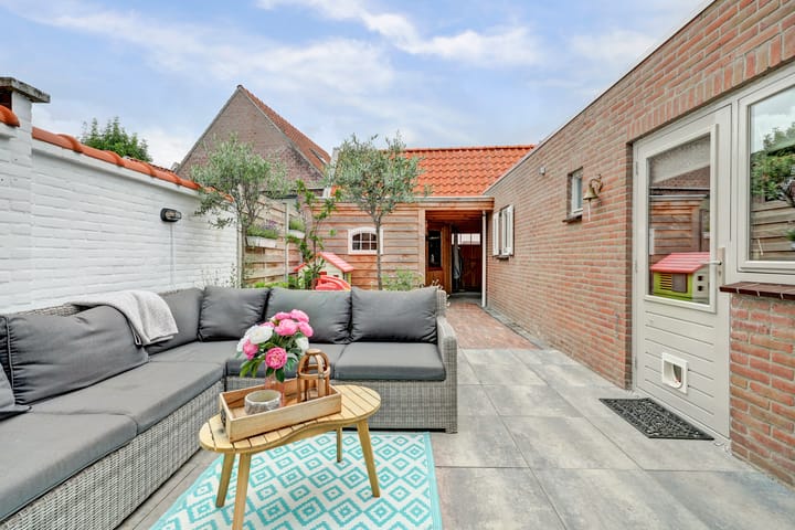 Photo 4 of Bosstraat 7