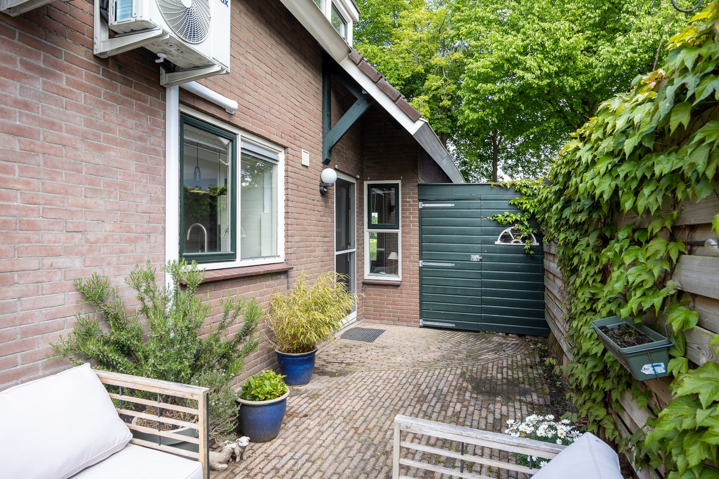 Photo 25 of Zuidereinde 178