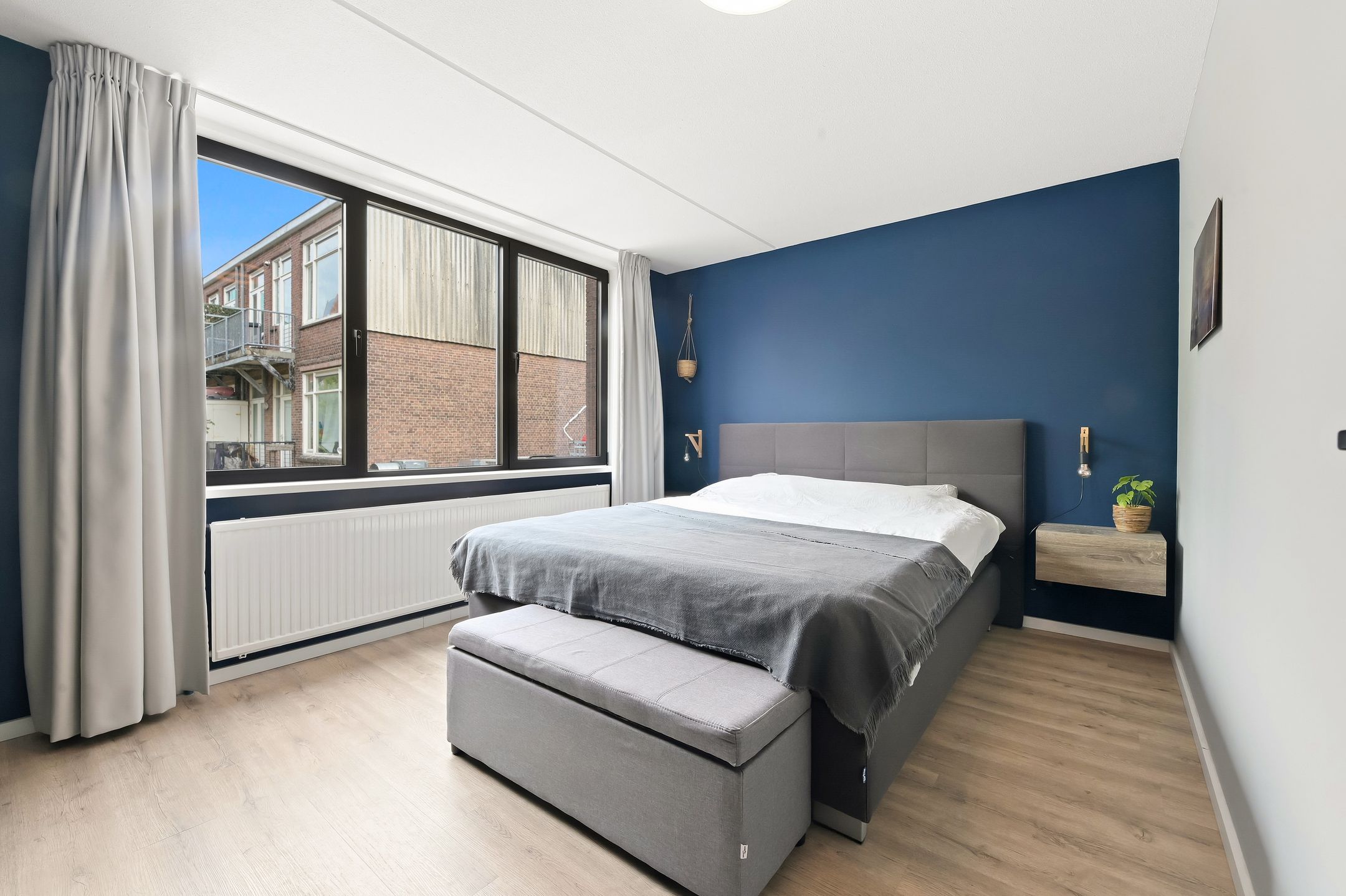 Photo 24 of Amstelstraat 34