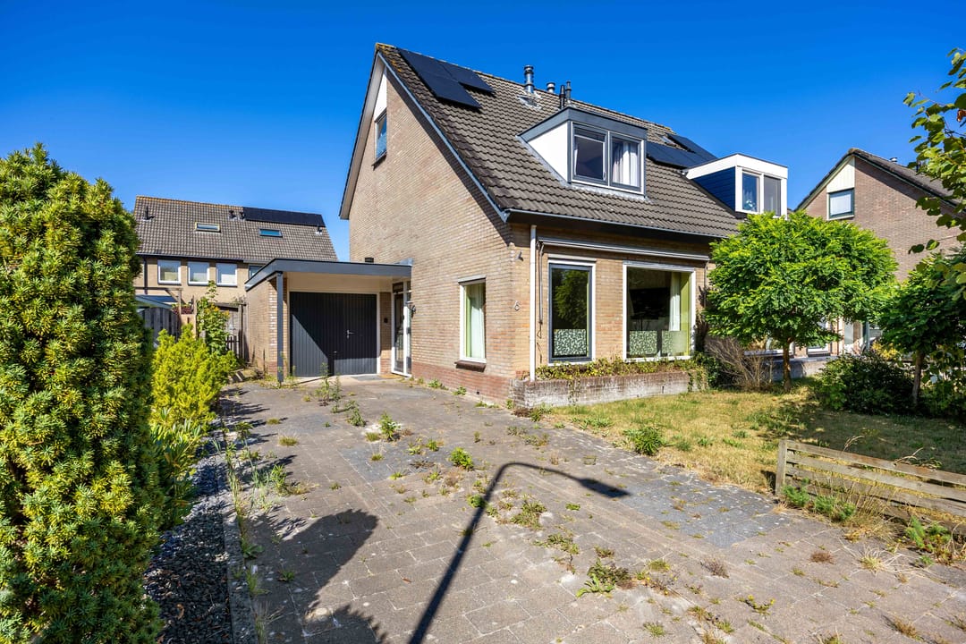 Foto 1 van Tuins 6
