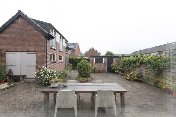 Photo 3 of Vechtstraat 14