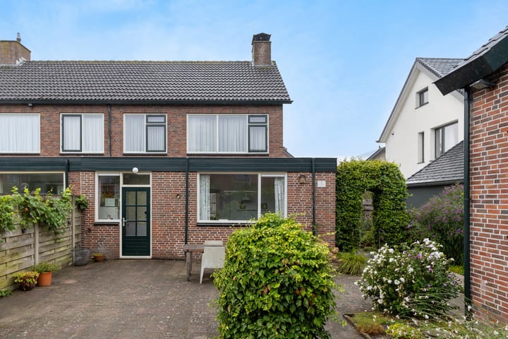 Photo 2 of Vechtstraat 14