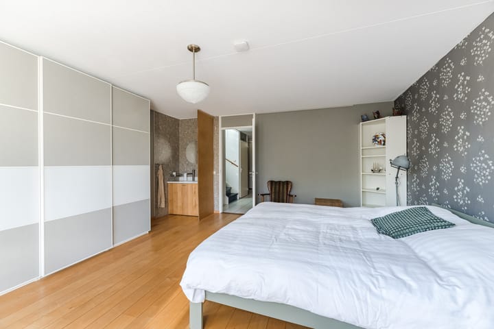 Hoekwoning te koop: Anton van Duinkerkenstraat 35, Dongen