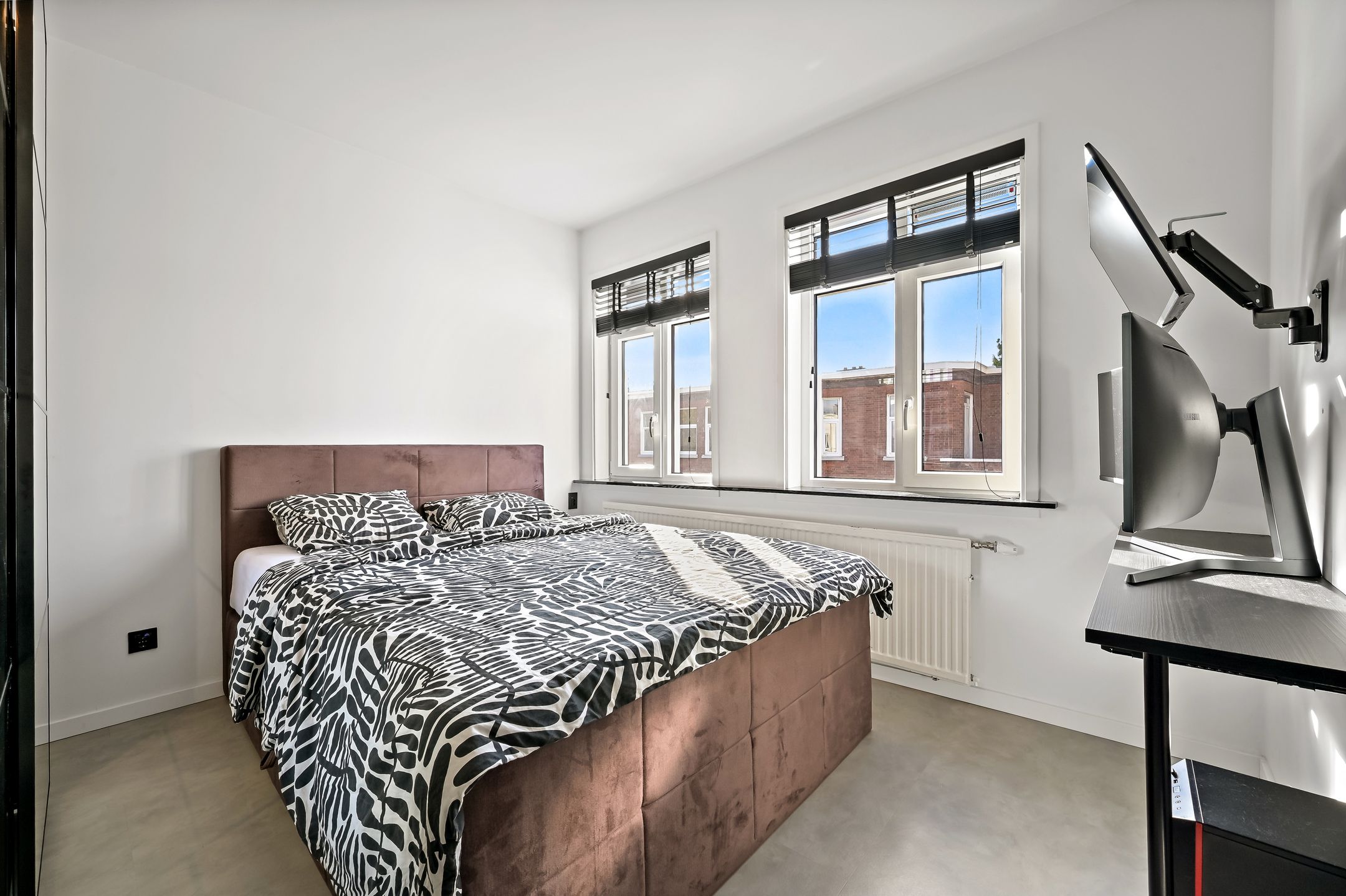 Photo 24 of Van der Wyckstraat 8