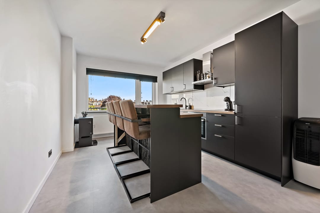 Photo 13 of Van der Wyckstraat 8