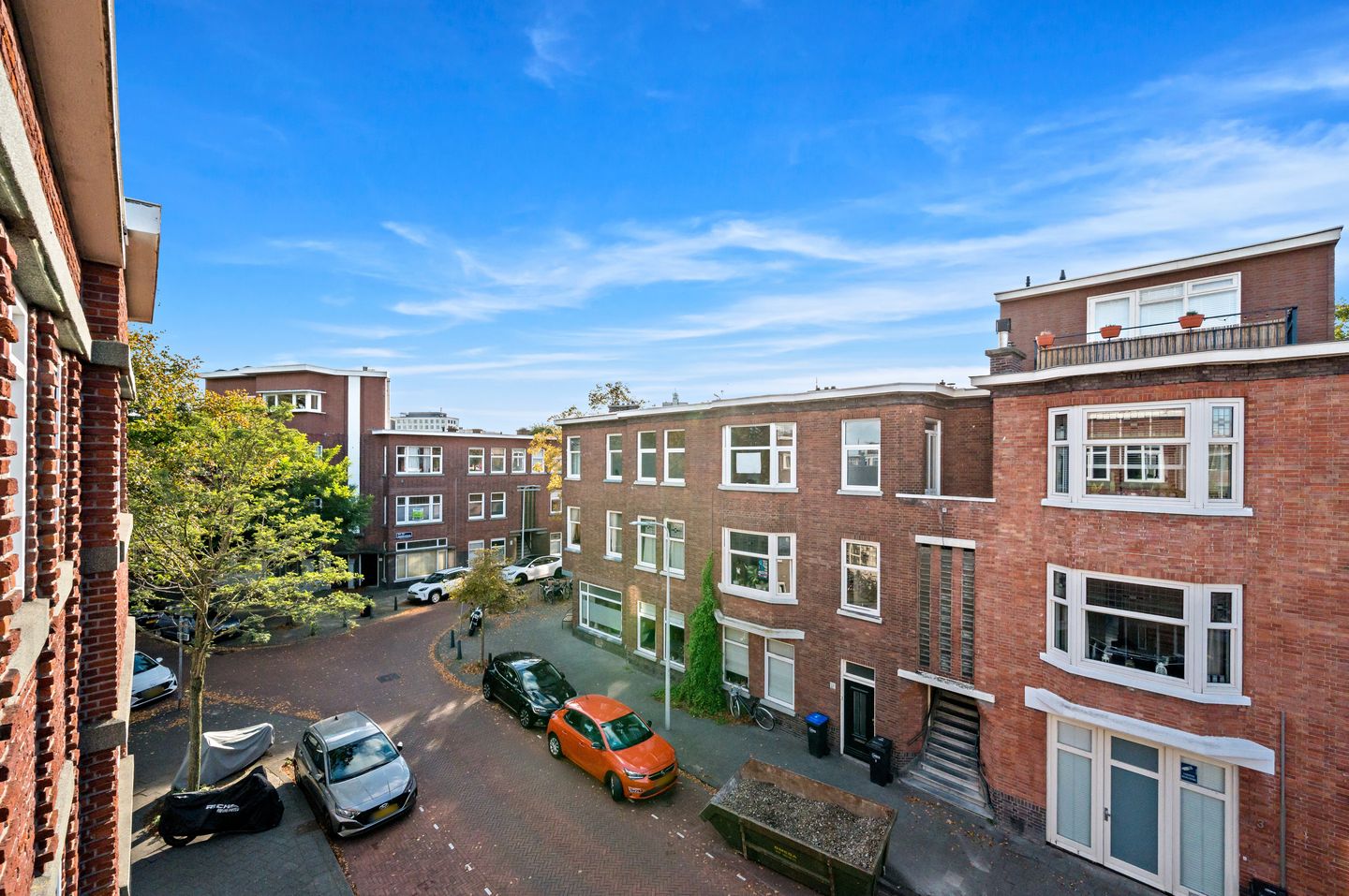 Photo 34 of Van der Wyckstraat 8