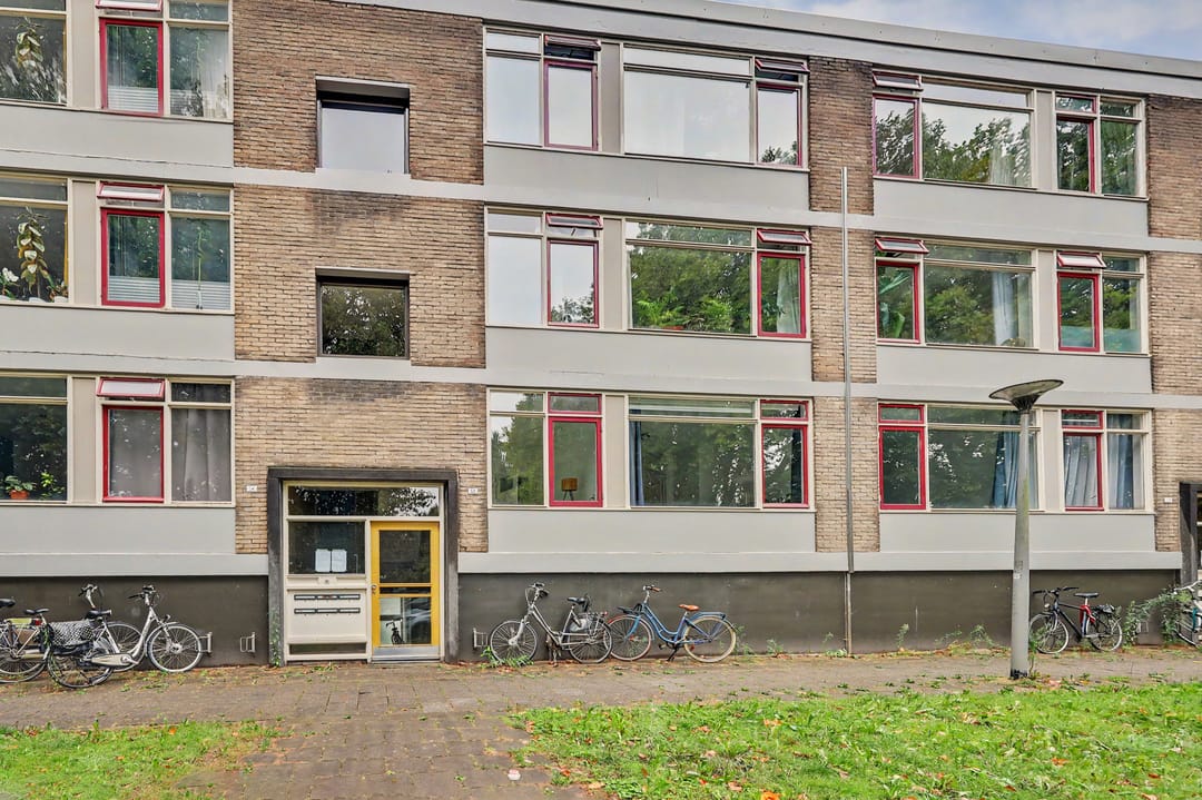 Photo 38 of Thorbeckestraat 52-1
