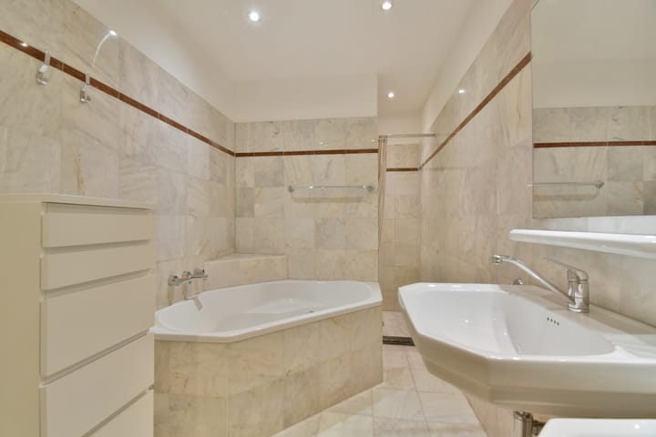 Appartement te huur: Breughelstraat 5-2, Amsterdam