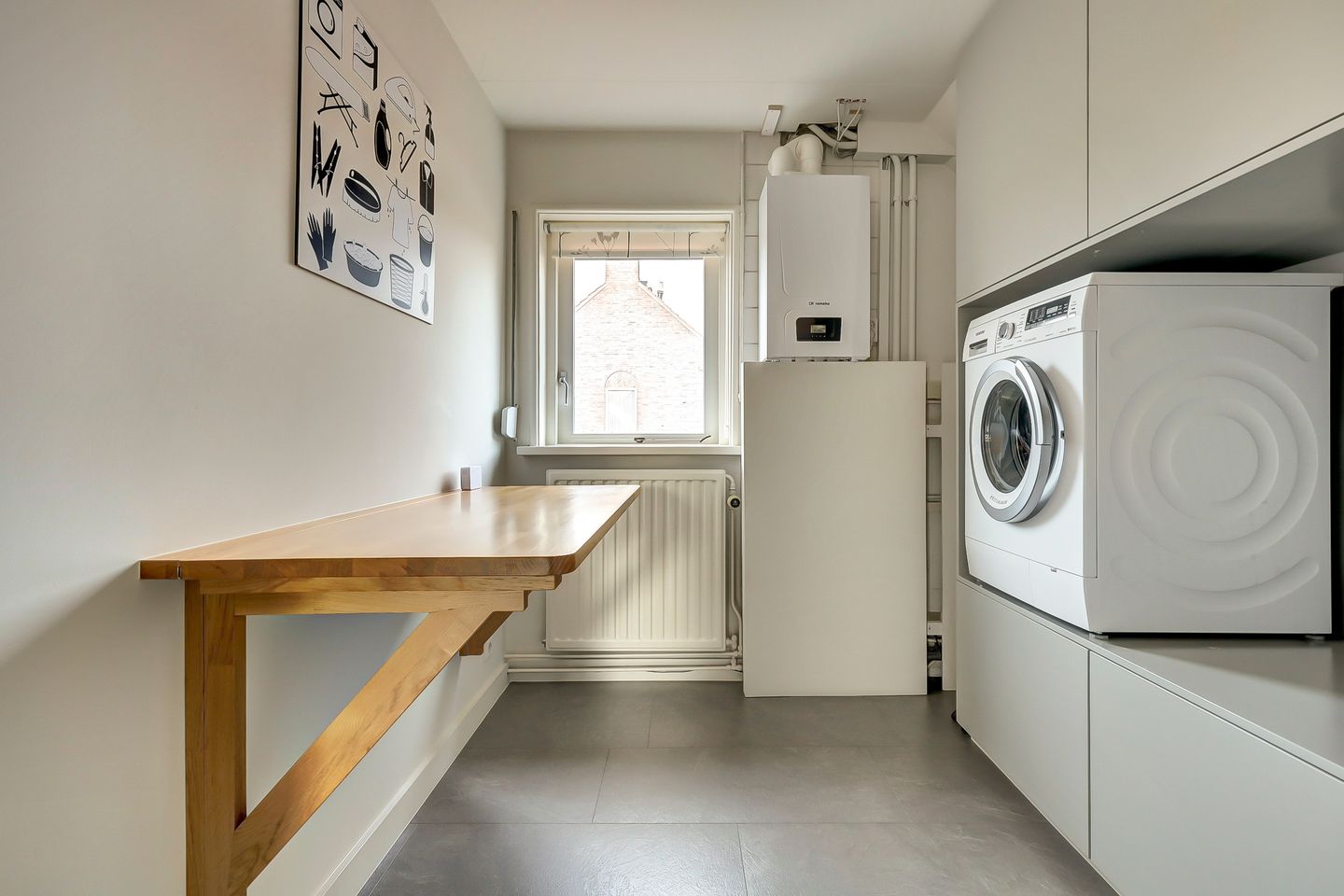 Photo 34 of Leliestraat 105