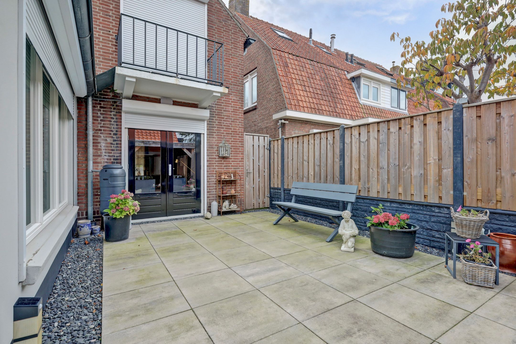 Photo 45 of Leliestraat 105