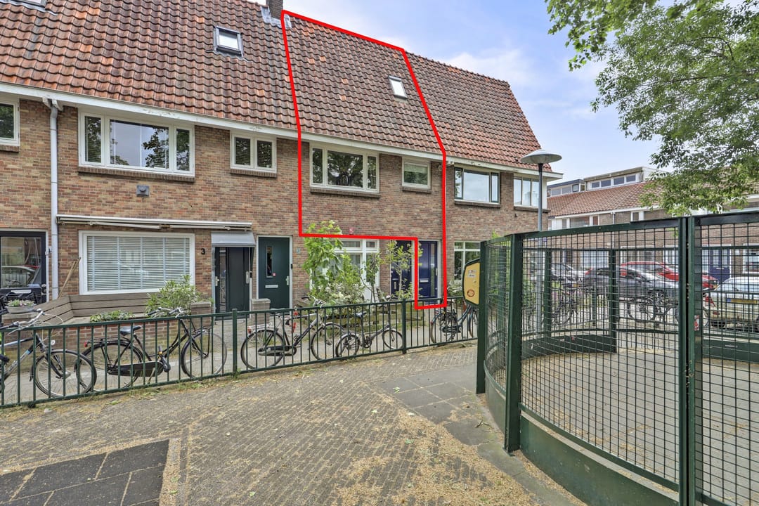Foto 1 van St.-Willibrordusstraat 1-BS