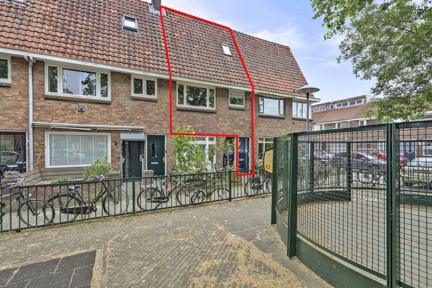 Foto 1 van St.-Willibrordusstraat 1-BS