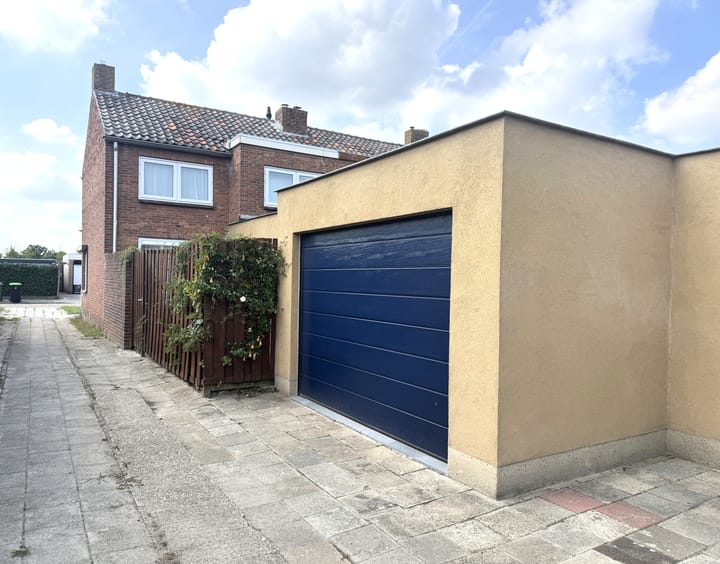 Hoekwoning te koop: Hollandiastraat 2, Sas Van Gent